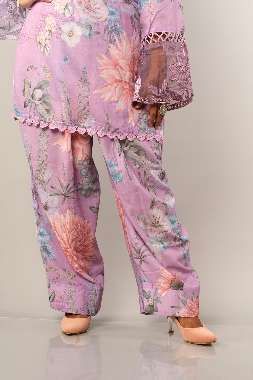 Farshi Salwar with lace detailings on neck and Sleeves