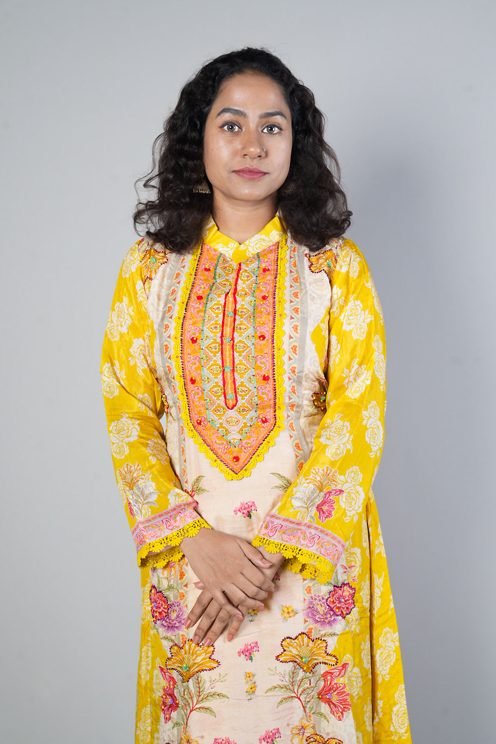 Light yellow and Cream colour kashmiri print C cut Suit set