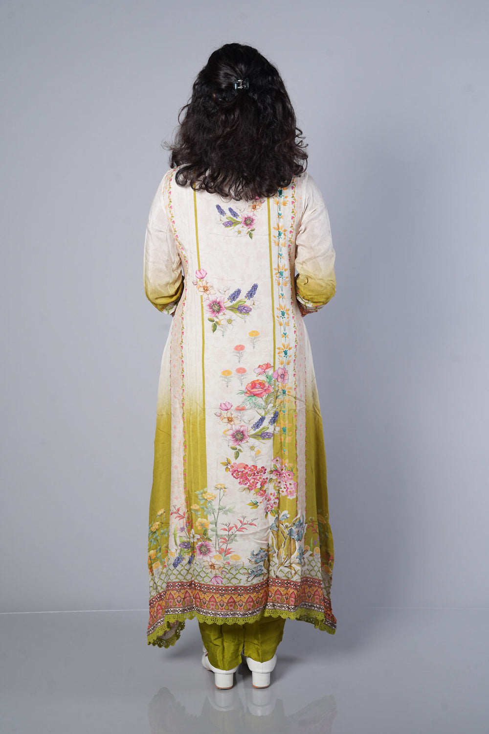 Light Green and Cream colour kashmiri print C cut Suit set