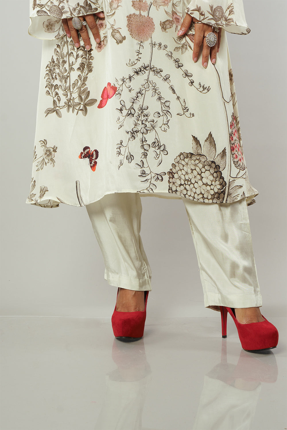 Cream colour Pure Crepe Forest print set