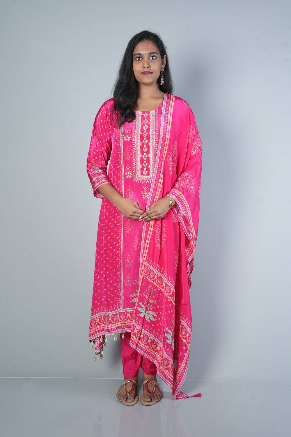 Pink C cut shell work pure crepe suit set