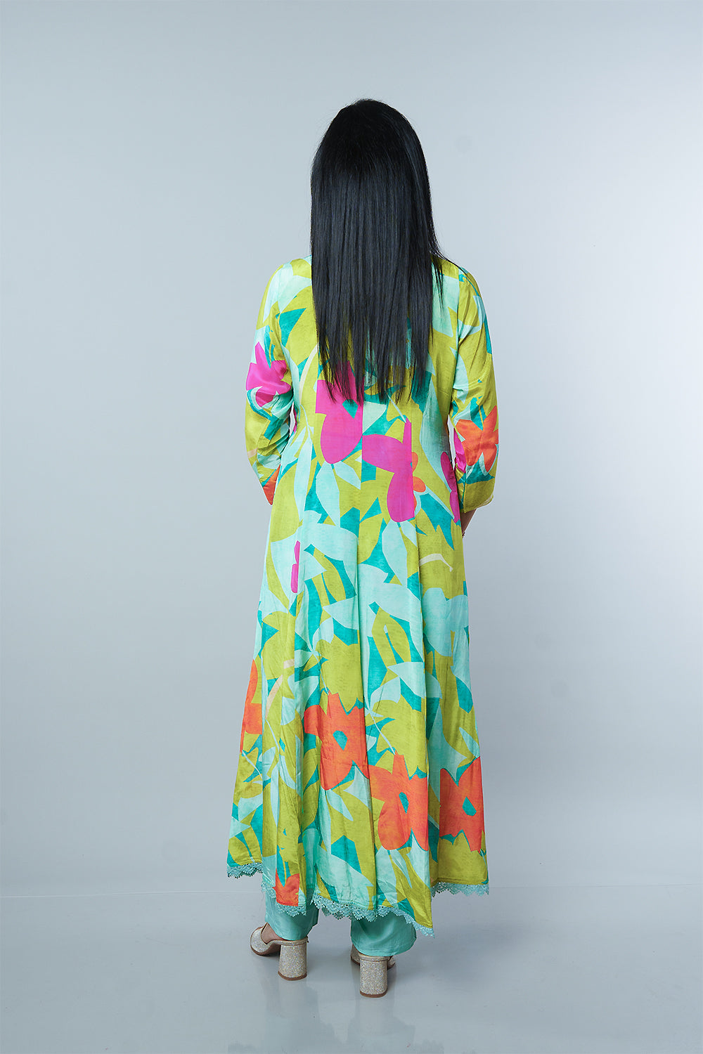 Multicolour Crepe Front slit set