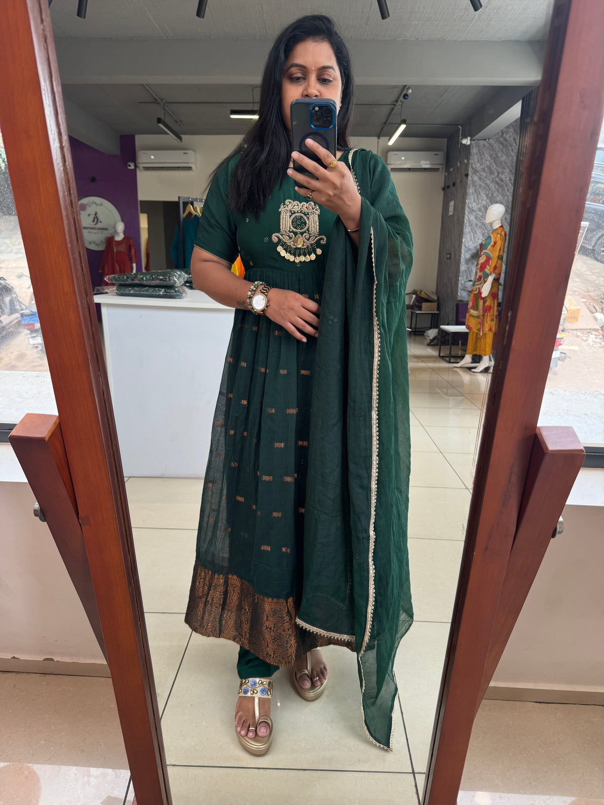 Mahira Handloom Jamdhani Suit set