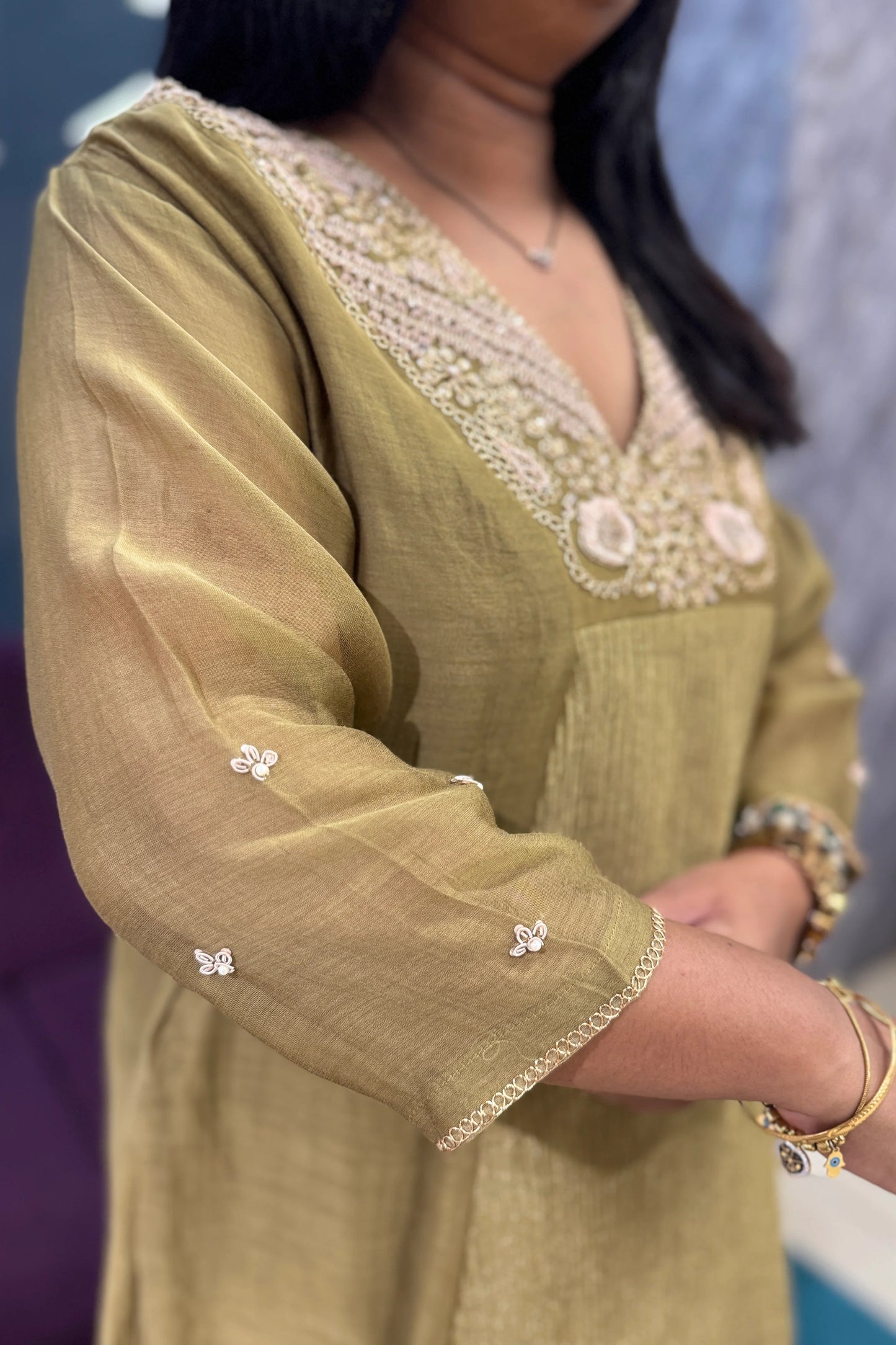 Kiara Mulchanderi tissue Suit Set