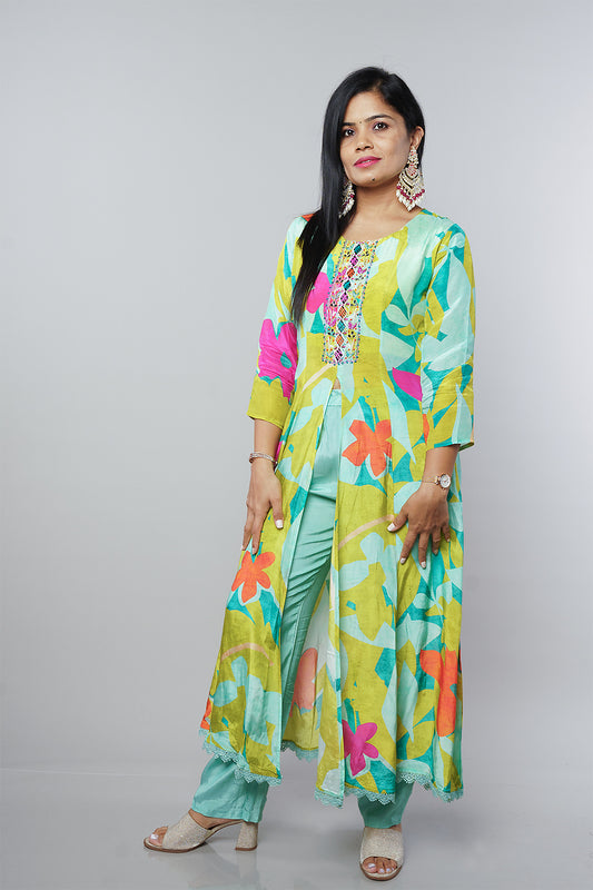 Multicolour Crepe Front slit set