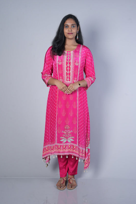 Pink C cut shell work pure crepe suit set