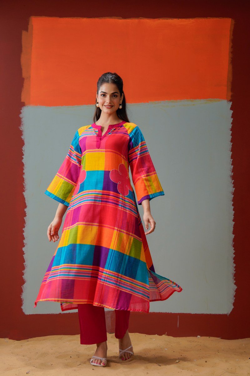 Checks Pattern Multi colour Kurti Pant