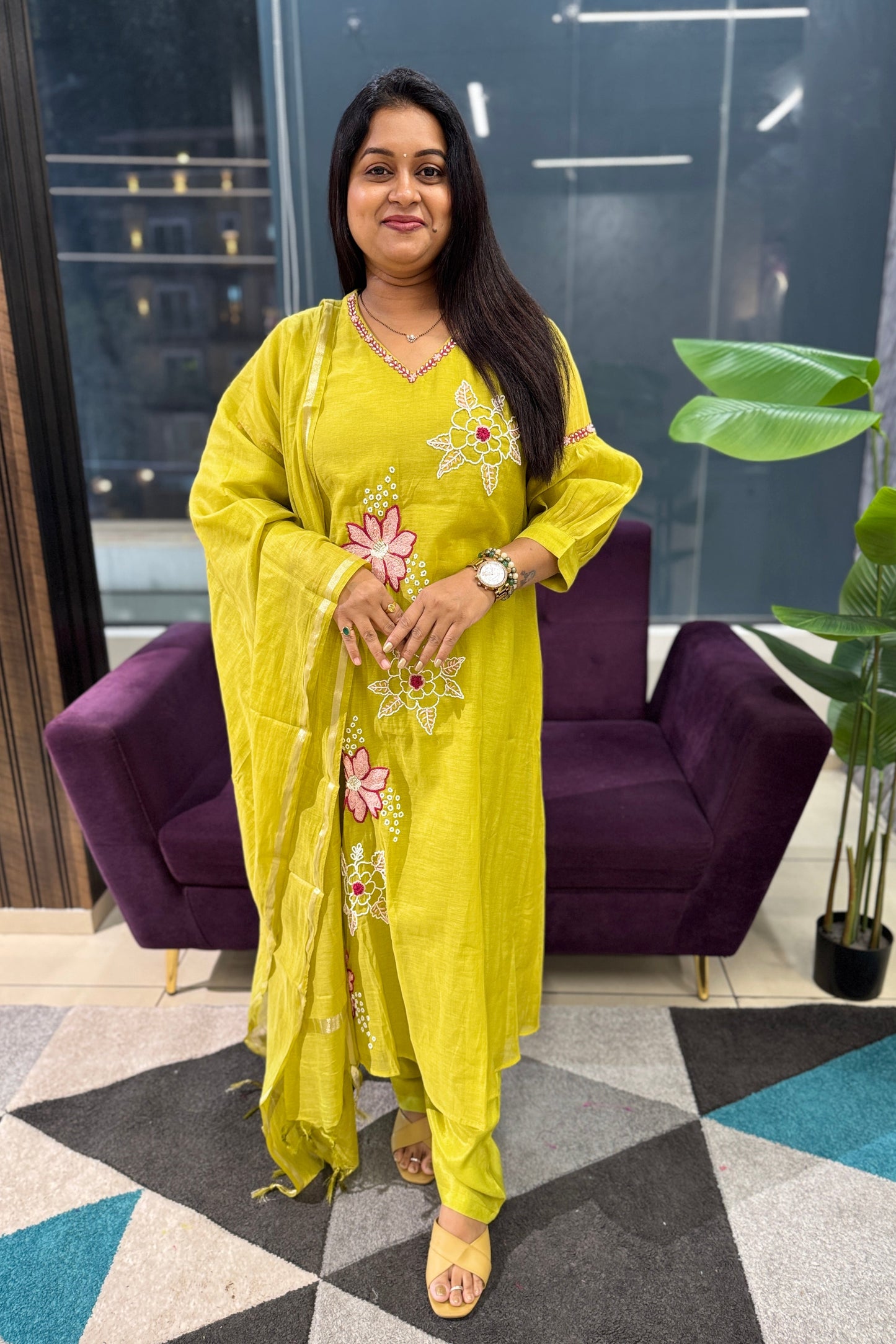 Mulchanderi with Knot work and Designer Sleeves