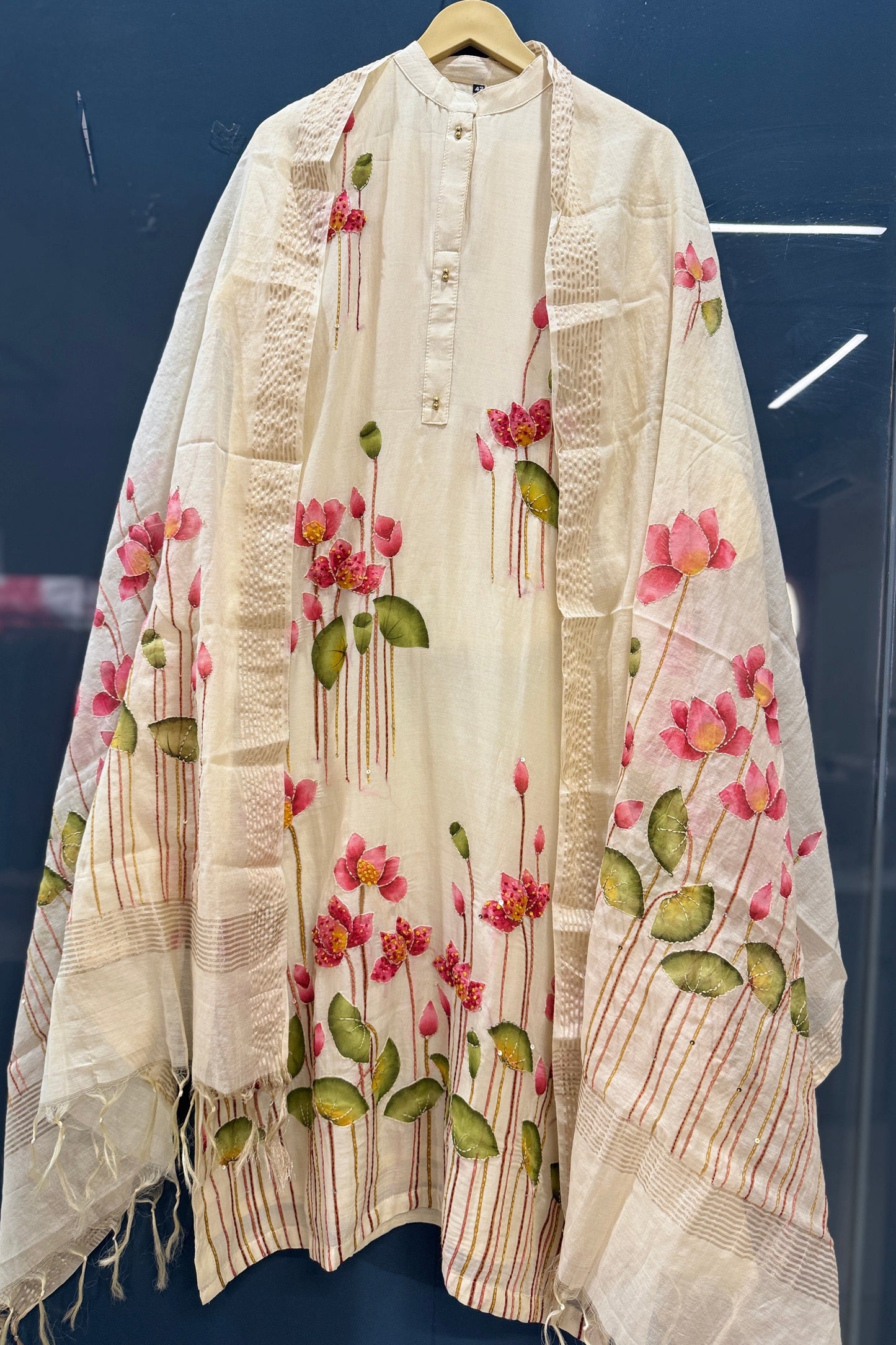 Mulchanderi Pichwai suit set