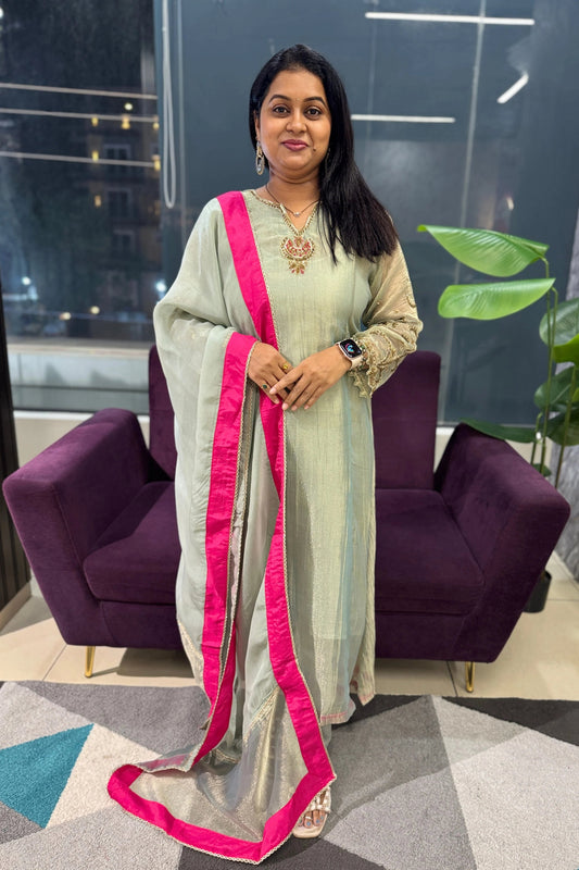 Evara Tissue Designer Suit Set