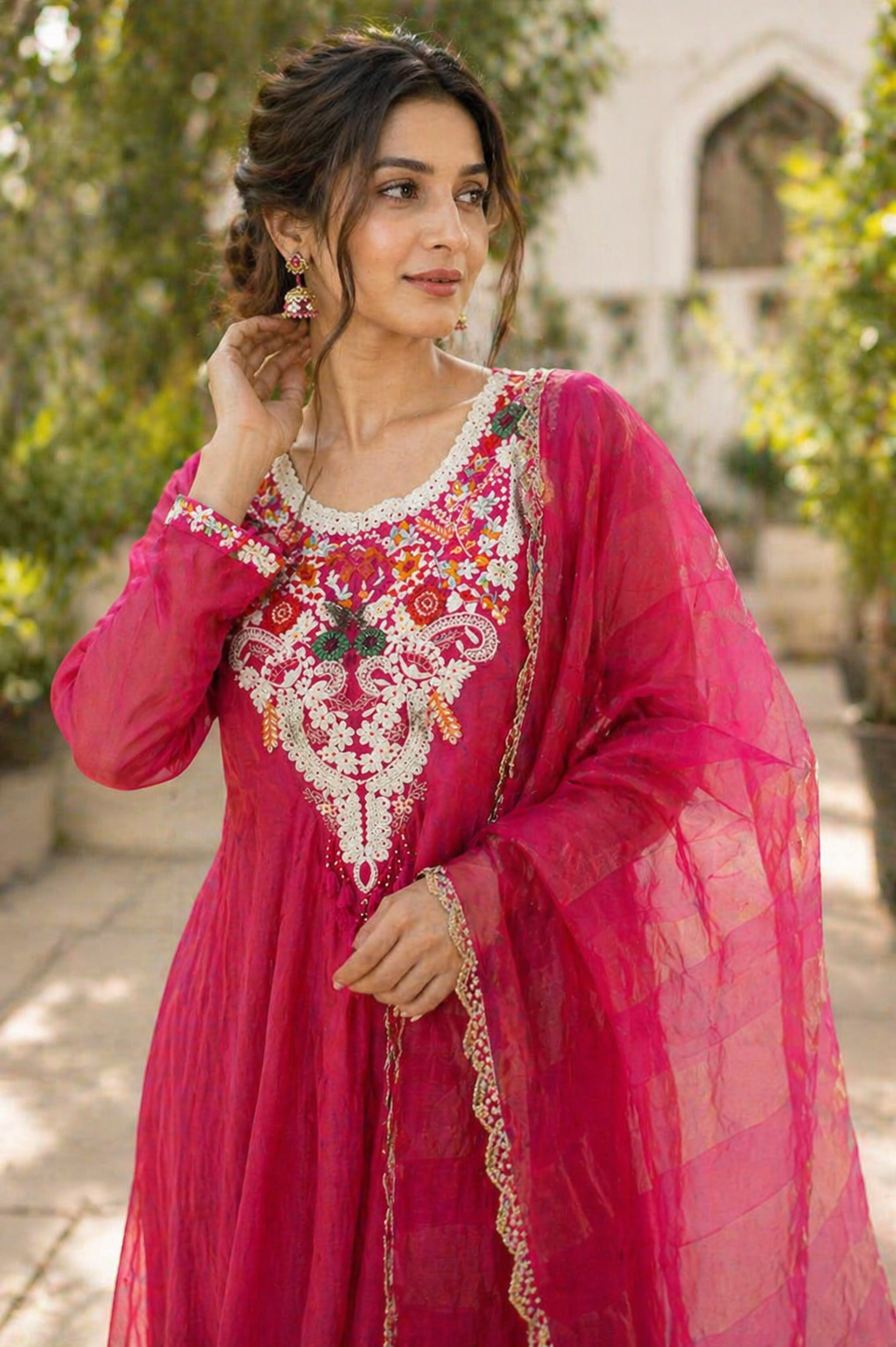 Pure Banarasi Mulchanderi with pearl detailings on yoke